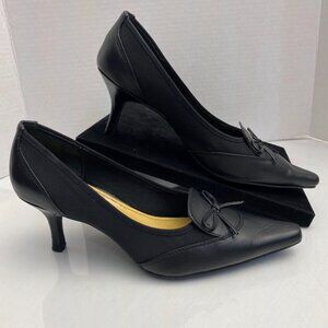 Circa Joan & David CJ Donnasue Black Leather Kitten Heel Pump 6.5M